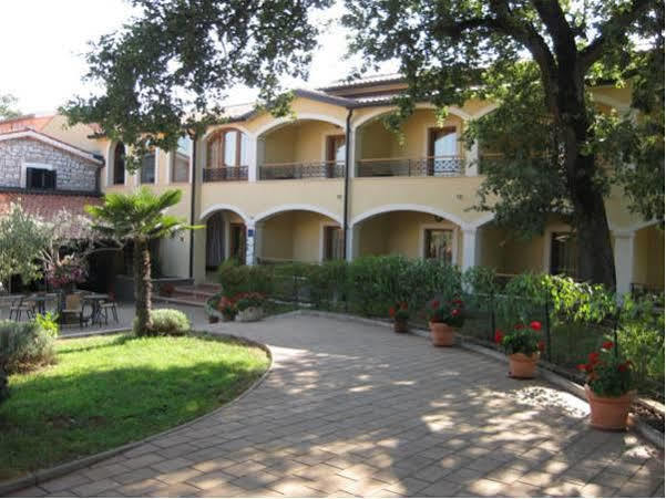 Bed And Breakfast Kolo Adults Only Bužinija Zewnętrze zdjęcie